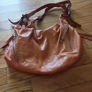 B. Makowsky Orange Leather Shoulder Bag